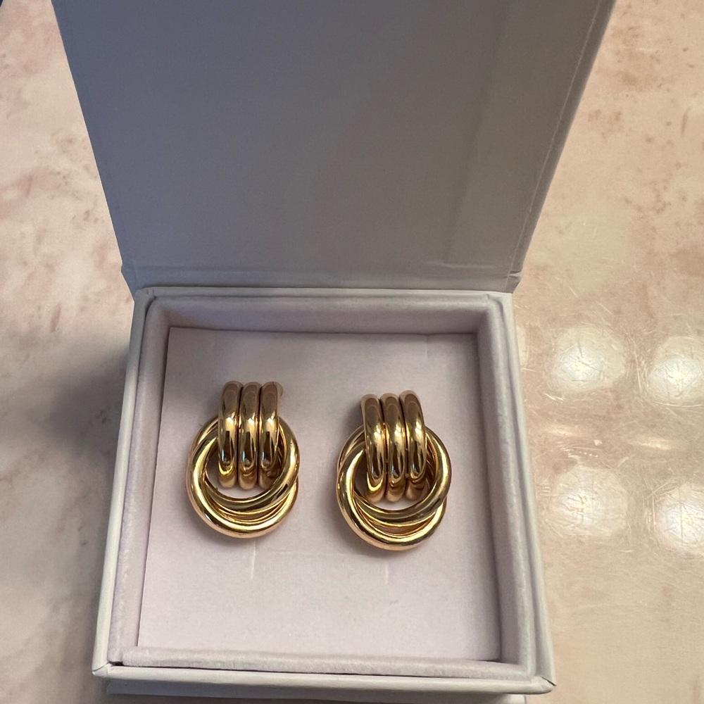 Heaven Mayhem double knot earrings